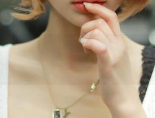 轻松解压：翻看Hyoyeon(김효연)的Kawaii照片书！