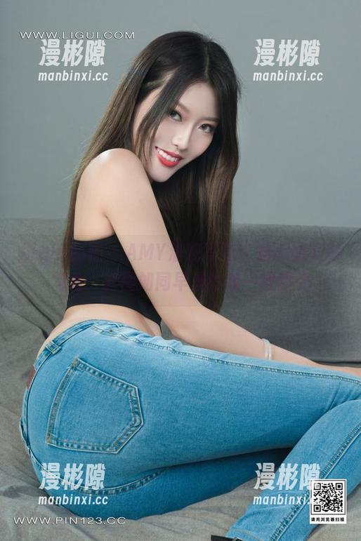 Ligui丽柜 - AMY清纯写真：细腻的光影勾勒，套图如同早晨的第一缕阳光