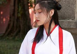 MiiTao蜜桃社 – 小魔女lily与女友之间的故事，精选美图趣味横生！