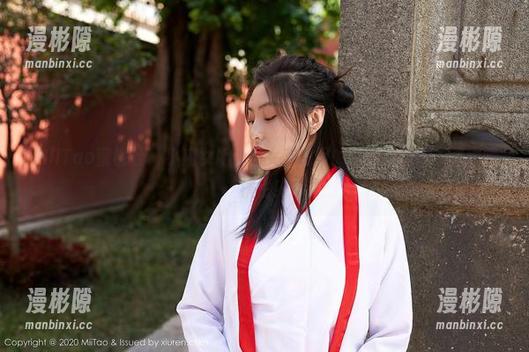 MiiTao蜜桃社 - 小魔女lily与女友之间的故事，精选美图趣味横生！