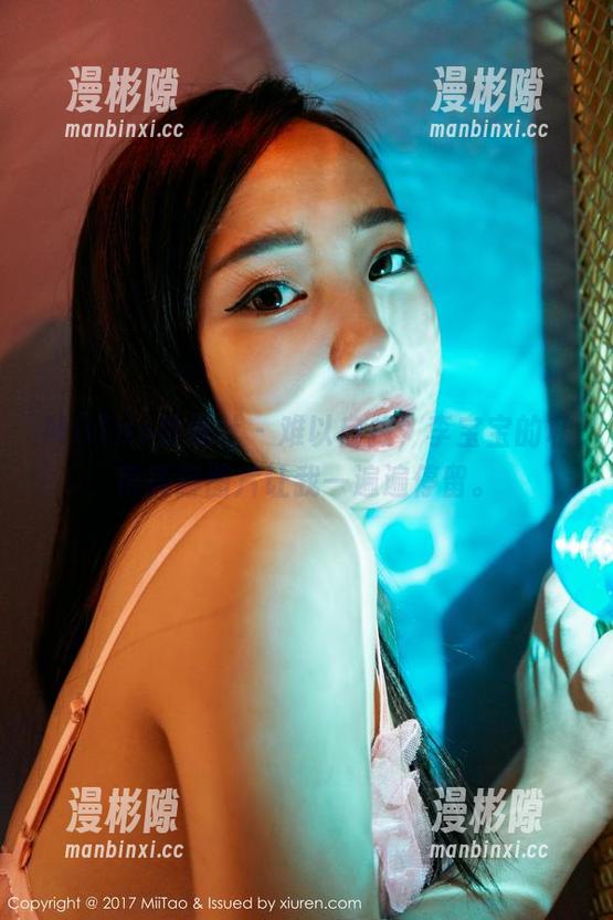 MiiTao蜜桃社 - 难以自拔，李宝宝的私房美脚图片让我一遍遍停留。