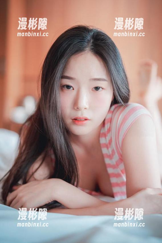 光线太刺眼？Pia(피아)的夏日cos写真让人怀疑人生啊！