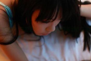 ROSI夏天精选：在阳光下，我们的故事挥洒着淡淡的暧昧。