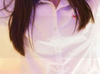 “ROSI专用泳装”，无圣光的境界，作品透露出的惊悚气息，让我有点不敢直视。