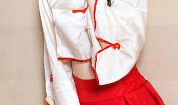 TouTiao头条女神 – 童安琪的粉色里程碑：美图之下，是撒娇还是暗示？