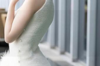 XIAOYU语画界 – 更新！看看杨晨晨的黑丝美腿女神图集，这种优雅让人忍不住想多看两眼，真是绝了！