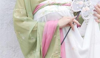 Xiuren秀人网 – 别再让职业装无趣！Carol周妍希美图合集给你新灵感