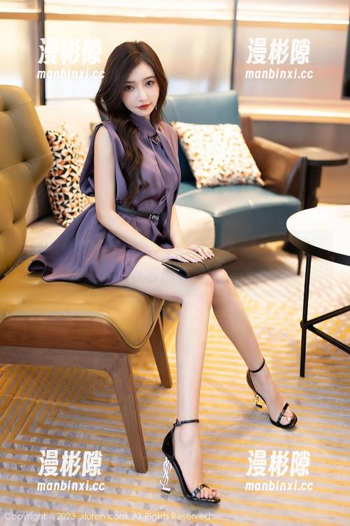 Xiuren秀人网 - 资源在手，白衬衫随行——Laura苏雨彤的魅力图片！