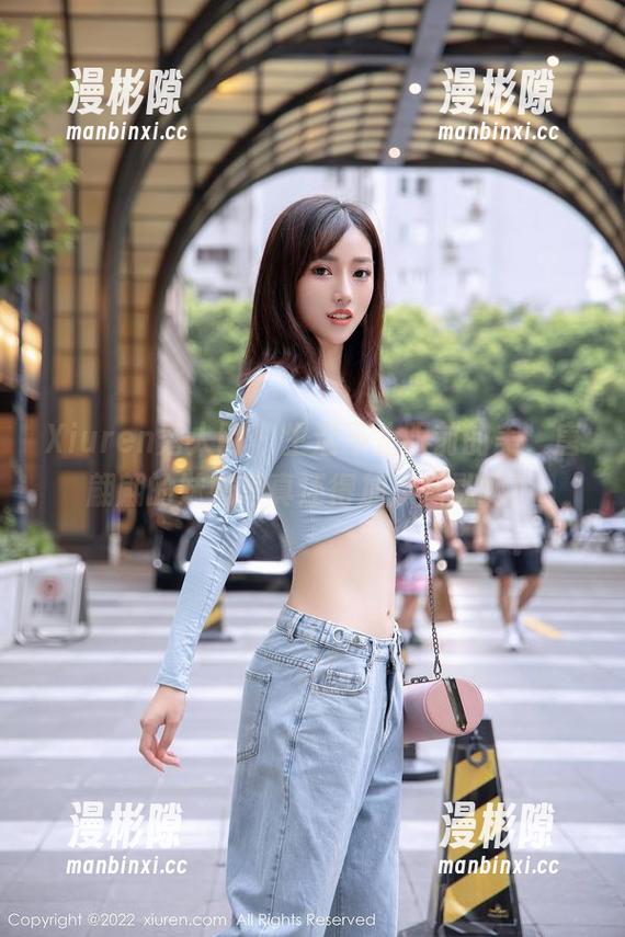 Xiuren秀人网 - 生活不止眼前的美，唐翩翩的妹妹写真还得加点幽默啊！