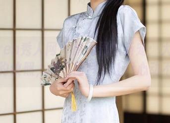 Xiuren秀人网 – 时尚界的新宠：大白兔吖豹纹照，更新图片，让我心动不已