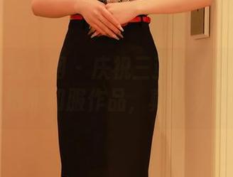 Xiuren秀人网 – 庆祝三亚！糯美子mini的全套艳丽和服作品，真是光彩照人！