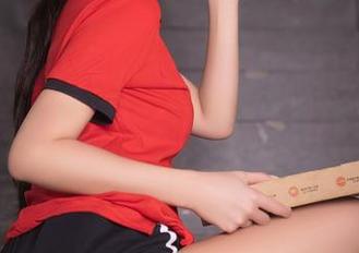 Xiuren秀人网 – 奶牛撞上颜浅浅Cindy：原图如画，壁纸如诗，快来偷一份美好！
