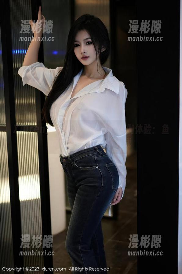 Xiuren秀人网 - 不一样的瑜伽体验：鱼尾fish作品等你下载