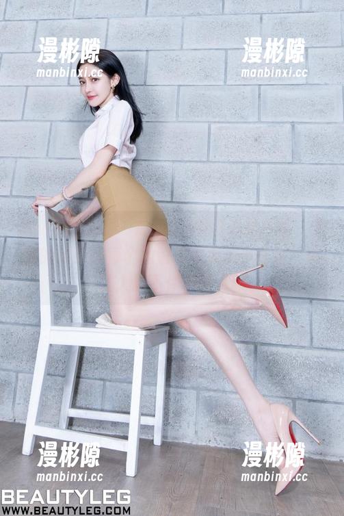 beautyleg - 在Lucy的甜心照片里，光影的魔法让每个角落都充满了小秘密，真是让人忍不住多看几眼。
