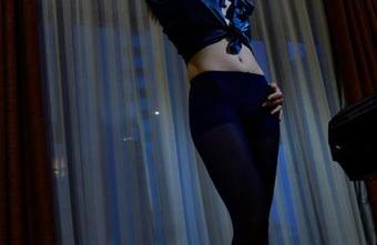 pans – 看完美惠子的肉丝全套写真，我的心情就像这光影一样纠结。