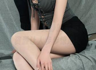 丽柜 – 不可思议！文静的丽柜典藏，高清资源让人步步惊心！