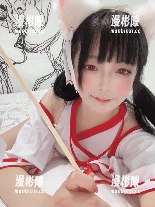 私拍牛仔裤的一千种可能，佳佳酱ovo告诉你怎么穿得好看又不贵！