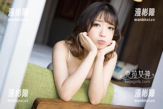 克拉女神 - 校园不只是书本：跟着芝月的图包，欢乐无限！