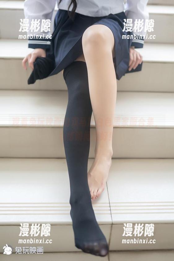 观看兔玩映画的双马尾白色居家服合集，心情瞬间变好！