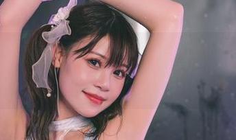 分享千反田鹿子的裤里丝套图，感受那丝滑的诱惑