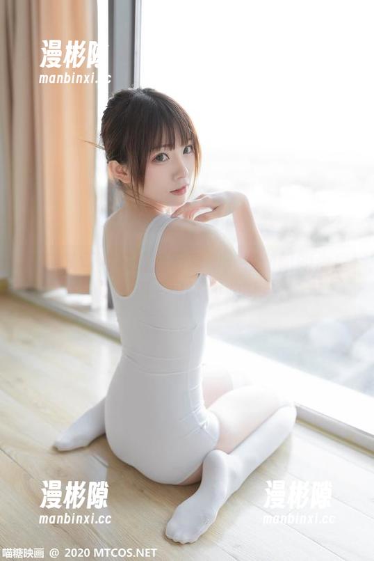 喵糖映画独家最新写真集：在暖阳的海里，生活原来可以如此简单。
