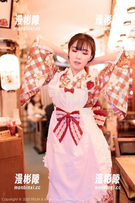 嗲囡囡 - solo尹菲写真：体操服也能如此撩人，真是个奇迹！