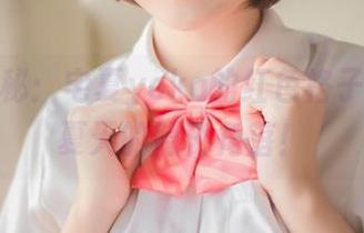 私房探秘：宅夏yoko的红色格子作品，夏天的隐秘角落！
