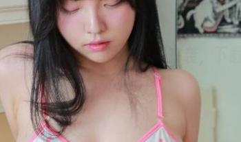 网盘激活模式！宋哈娜泳衣写真来袭，下载后让你心动不已！