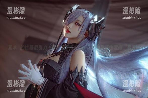 宫本桜的比基尼引力，原图和壁纸结合，让你的屏幕也变得‘夏天’
