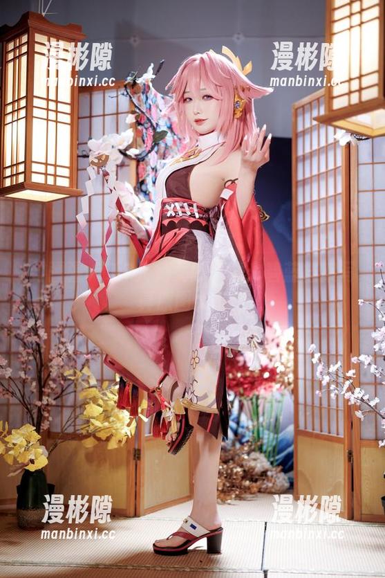 封疆疆v带你入兔女郎梦境：碧蓝档案写真原图大揭密
