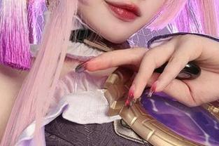 解析小瑶幺幺的私拍神技，秘书也能美得让人想联想！