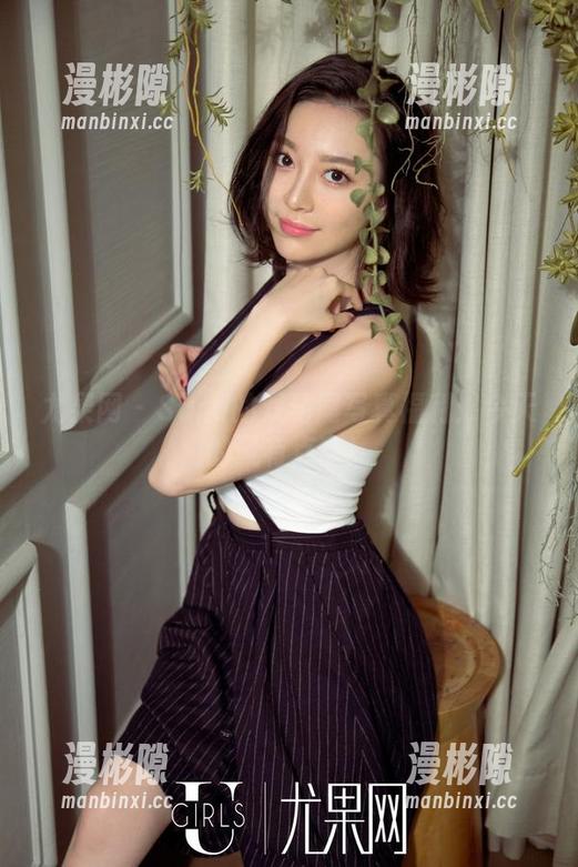 尤果网 - Sara的双马尾写真福利：今天的风有点甜！