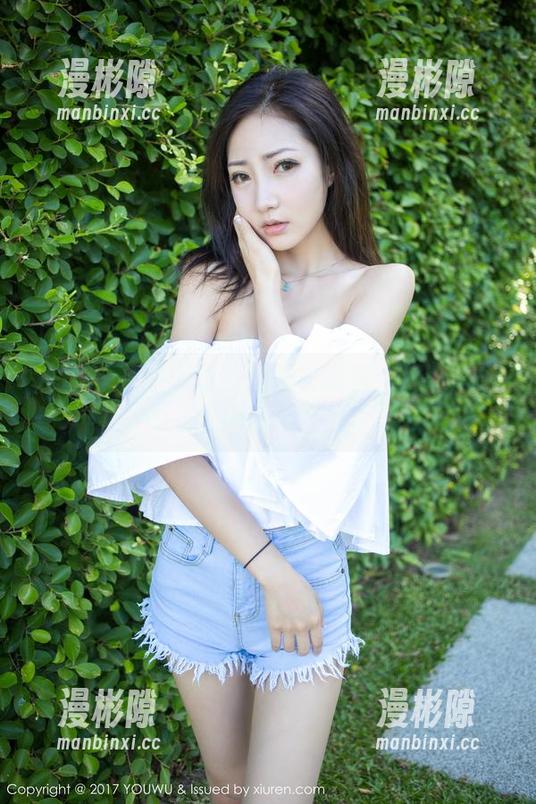 尤蜜荟 - 是小逗逗的睡衣旅程：好奇心满分的写真集资源