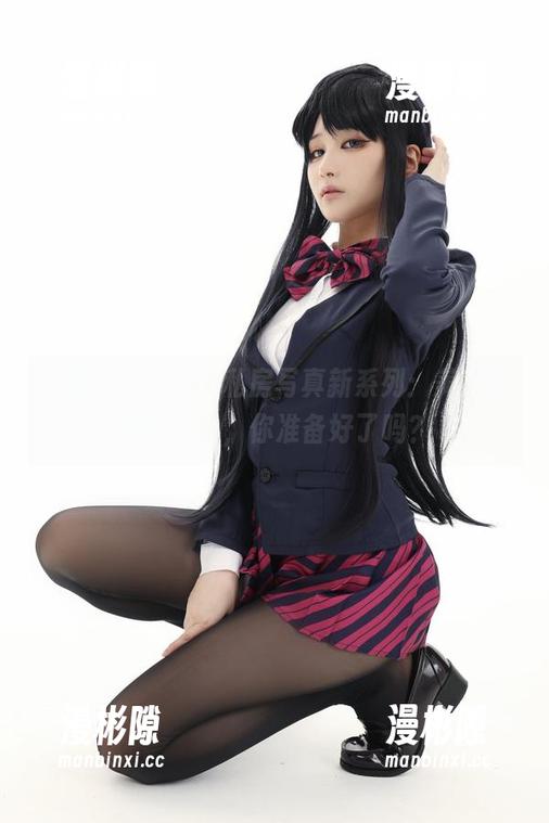幼爱youmeko私房写真新系列：美腿的神秘力量，你准备好了吗？