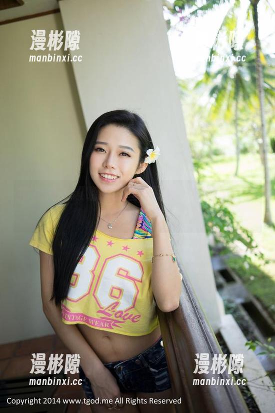 推女神 - 谭晓彤的丝袜写真：别想了，点进来看看吧！