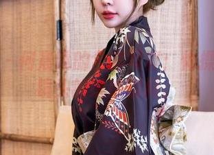 星颜社 – 何晨曦的全套写真：体操服透过镜头的缱绻瞬间。