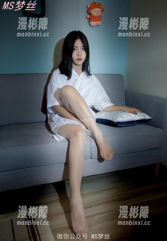 梦丝女神 - 田园里的萌妹子，居然是玥玥？这组原图真心有种说不出的温暖壁纸感！