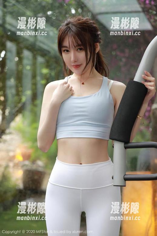 模范学院 - Flower朱可儿的浴室与原图，资源背后藏着小秘密