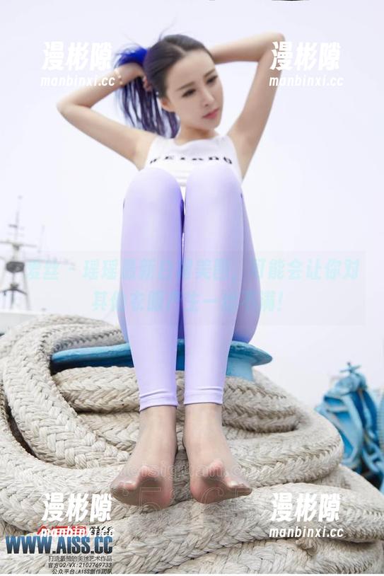 爱丝 - 瑶瑶最新白裙美图，可能会让你对其他衣服产生一丝不满！
