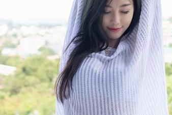爱蜜社 – 夏笑笑Summer的自拍作品集：升华你的笑点，一键分享快乐！