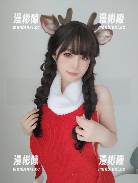 最新图集快看！白银81用纯白征服了我的视觉，转身就想送她朵花！