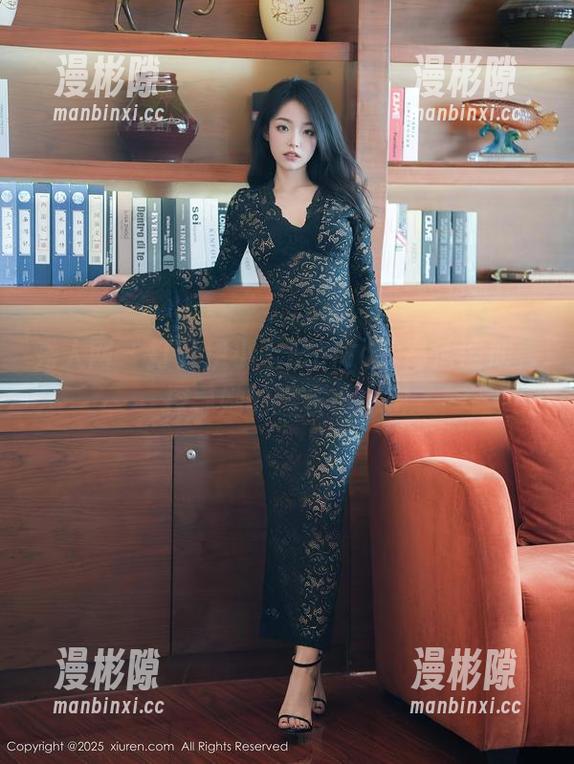 秀人网 - 打开伊小七MoMo的高清图册，探寻她的睡衣小秘密