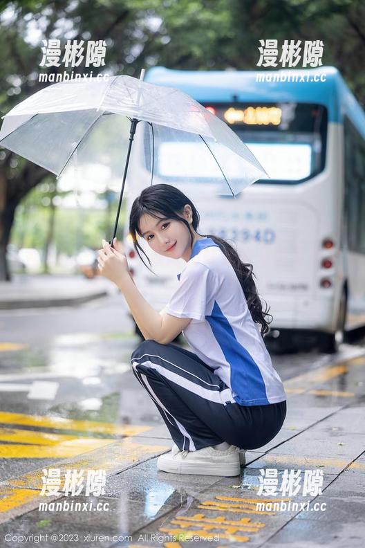 秀人网-南初妹妹 秀人网 - 一起看看南初妹妹的圣诞写真全集,简直就是冬日梦幻!