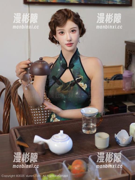 秀人网 - 唐安琪的牛仔裤全套，图片里藏着无限的可能性，真想一直翻下去！