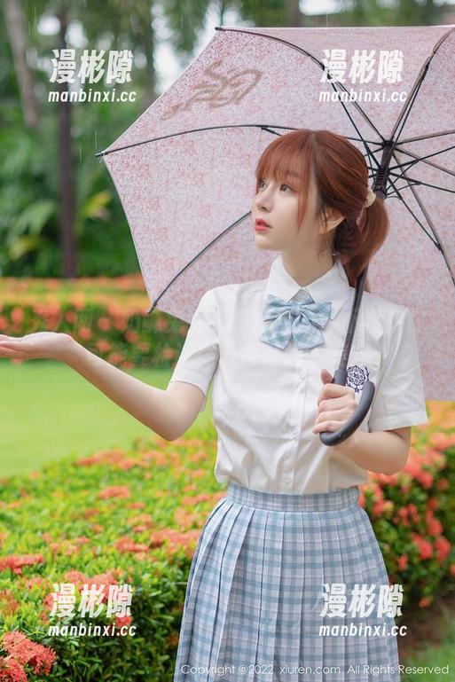 秀人网 - 奶酥兔女郎精选套图：不喜欢你可能要检讨一下自己的审美。
