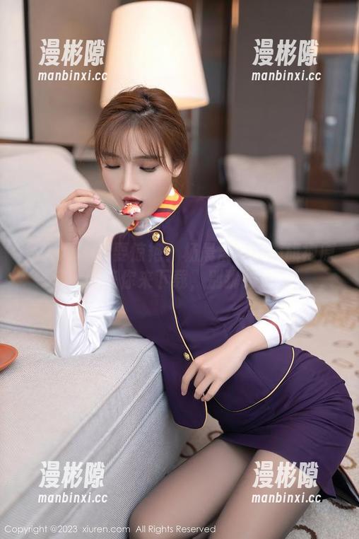 秀人网 - 想要惊艳？杨晨晨Yome旗袍原图等你来下载，别犹豫！