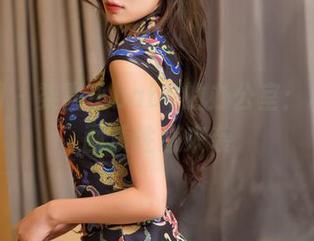 秀人网 – 柒喜小baby的办公室：让高清画质性感来袭