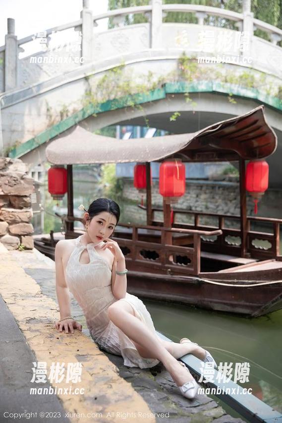 秀人网 - 让人心动的瞬间——王馨瑶yanni的美足，无圣光的撩拨。