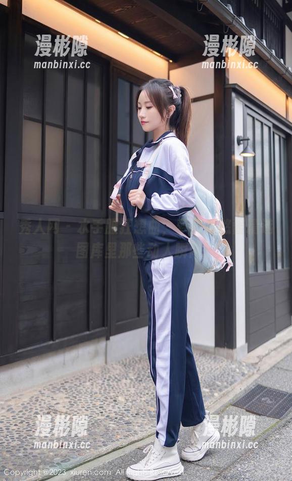 秀人网 - 水手服狂想曲，萝莉悠悠酱精选图库里那些动人瞬间！