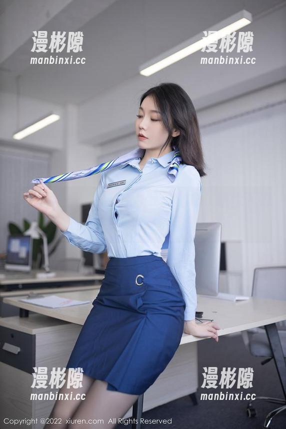 秀人网 - 高溜MilkCat的皮衣，随便下载，免费拿走，别客气！